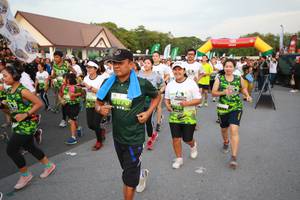 BIB: 
                            <button type="button" onclick="openModal(3530766)" class="btn btn-primary btn-sm float-right btn-popup" data-toggle="modal" data-target=".modal-high-quality">
                        <i class="fas fa-shopping-cart"></i> Add to Cart
                    </button>
                                            <button type="button" onclick="isThisMe(3530766, true)" class="btn btn-success btn-sm float-right btn-popup btn-isme hidden" data-toggle="tooltip" data-placement="bottom" title="นี่คือรูปของคุณใช่ไหม คลิกที่นี่เพื่อเอาเข้าอัลบั้ม">
                        <i class="fas fa-plus"></i> Add to album
                    </button>
                    <button type="button" onclick="isThisMe(3530766, false)" class="btn btn-warning btn-sm float-right btn-popup btn-isnotme hidden">
                        <i class="fas fa-ban"></i> Remove from album
                    </button>